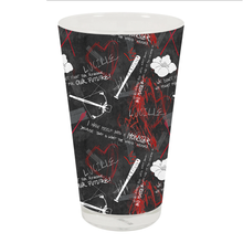 Load image into Gallery viewer, The Walking Dead Survival 17 oz Pint Glass