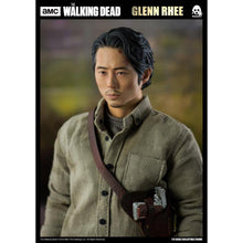 Load image into Gallery viewer, The Walking Dead Threezero Glenn Rhee 1/6th Scale Figure
